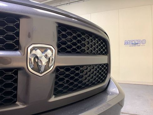 Used 2017 RAM 1500 Express image 39