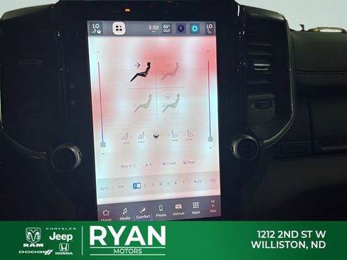 New 2026 RAM 2500 Laramie AWD/4WD image 22