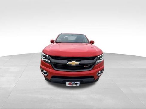 Used 2016 Chevrolet Colorado Z71 AWD/4WD image 2