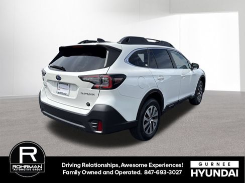 Used 2022 Subaru Outback Premium AWD/4WD image 9