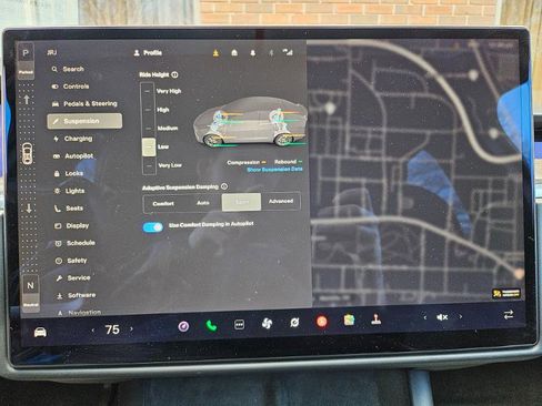 Used 2022 Tesla Model X image 40