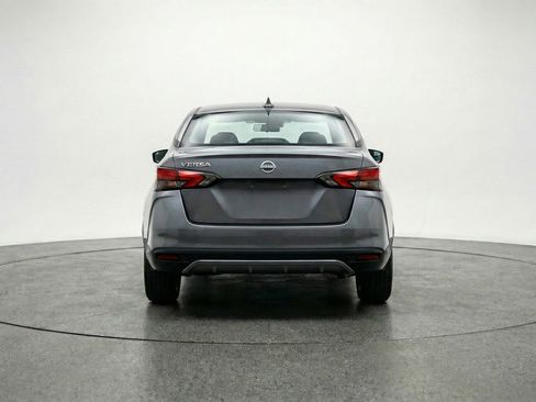 Used 2025 Nissan Versa SV FWD image 7