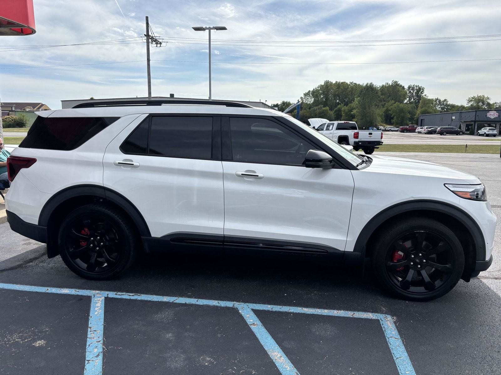 Used 2021 Ford Explorer ST w/ Equipment Group 401A AWD/4WD image 18