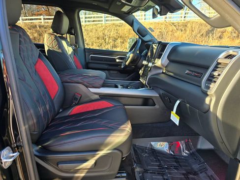 New 2026 RAM 1500 Big Horn AWD/4WD image 30