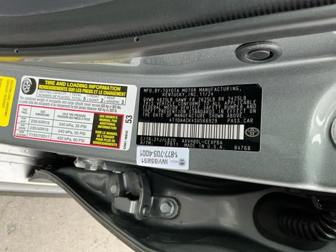 Used 2025 Toyota Camry XSE FWD image 25