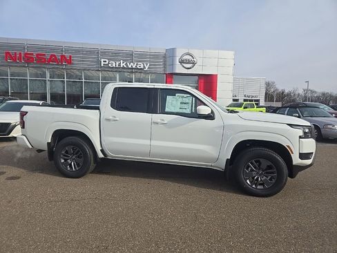 New 2026 Nissan Frontier SV w/ All-Weather Content Package AWD/4WD image 8