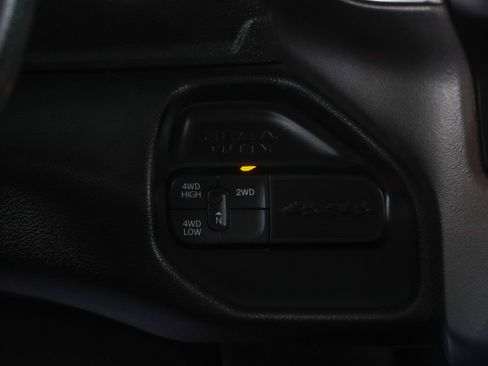 Used 2019 RAM 2500 Big Horn AWD/4WD image 22
