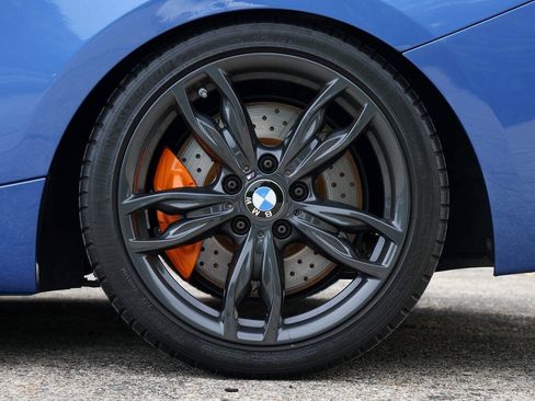 Used 2017 BMW M240i Coupe RWD image 6