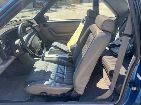 Used 1993 Ford Mustang GT RWD image 18