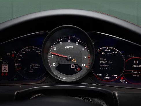 Used 2021 Porsche Panamera GTS w/ Premium Package image 50