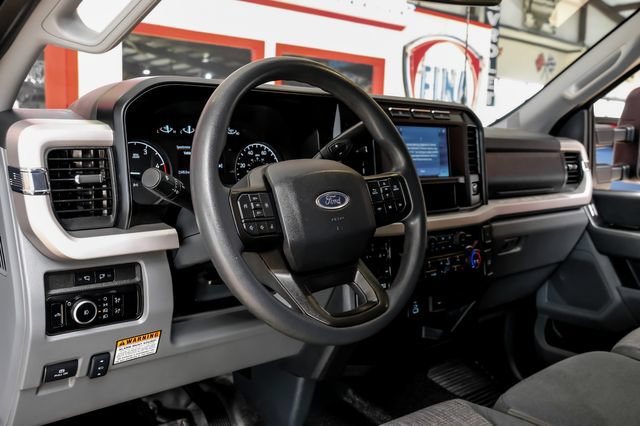Used 2023 Ford F450 XLT w/ XLT Value Package AWD/4WD image 16