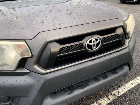 Used 2014 Toyota Tacoma 2WD Access Cab image 25