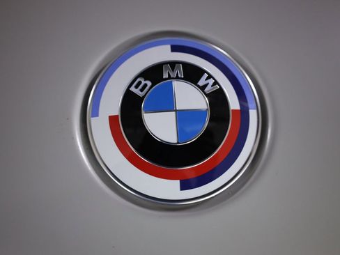 Used 2025 BMW X5 xDrive40i w/ M Sport Package AWD/4WD image 86