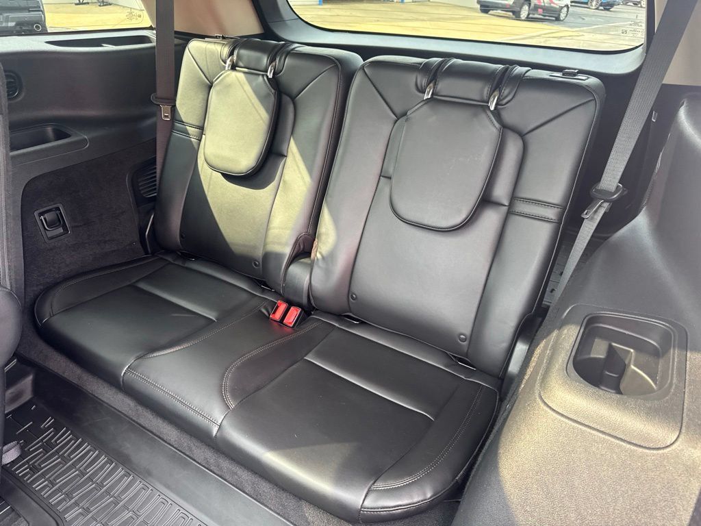 Used 2023 Lincoln Aviator AWD w/ Premium Package image 30