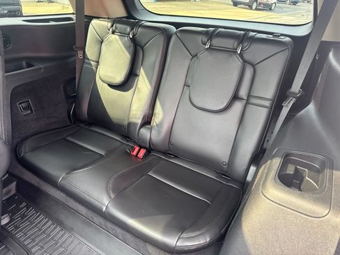 Used 2023 Lincoln Aviator AWD w/ Premium Package image 30