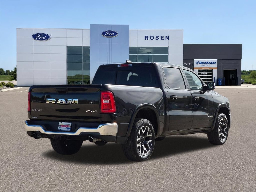 Used 2025 RAM 1500 Laramie AWD/4WD image 3