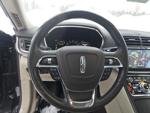 Used 2020 Lincoln Continental Reserve image 20