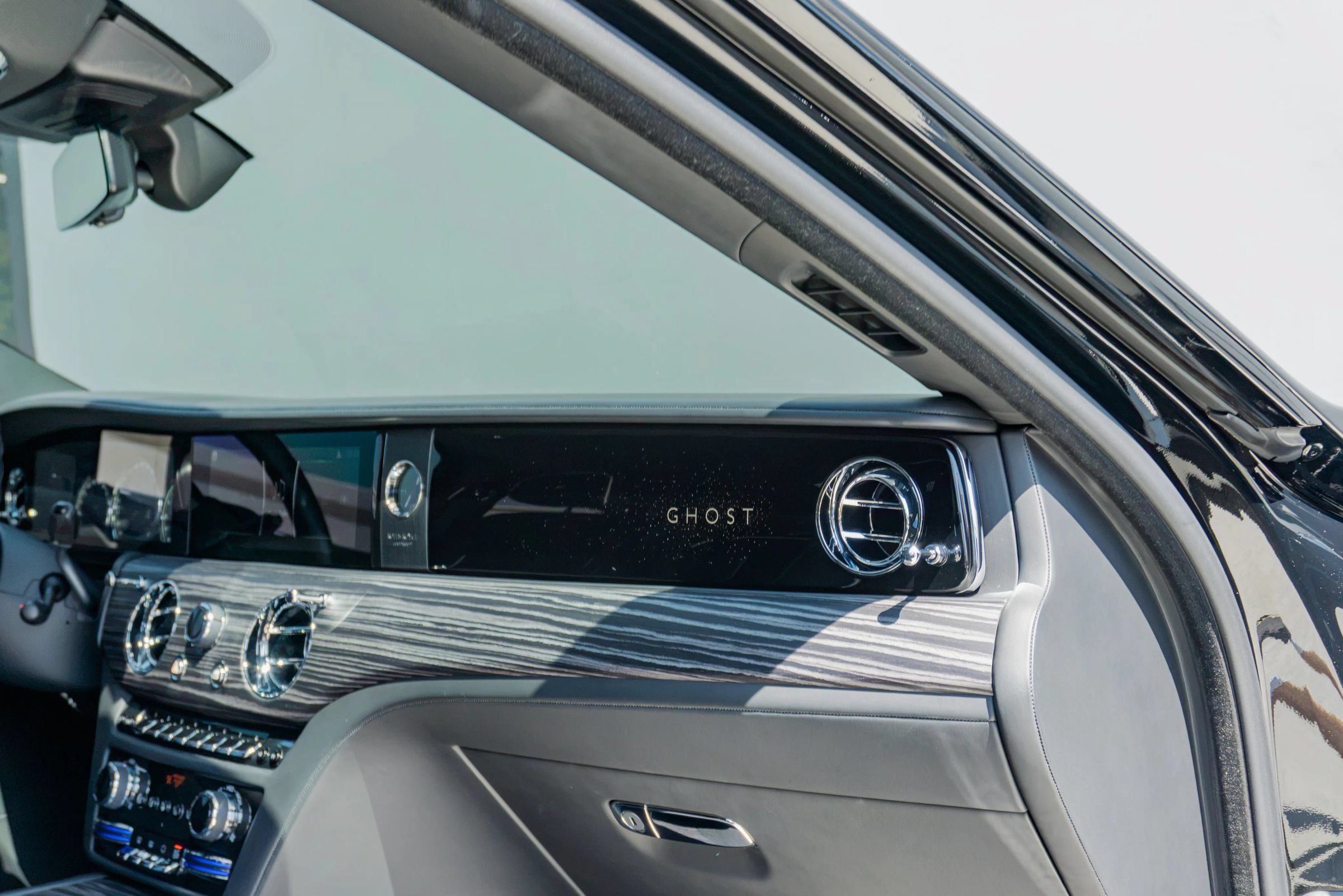 Used 2021 Rolls-Royce Ghost AWD/4WD image 14