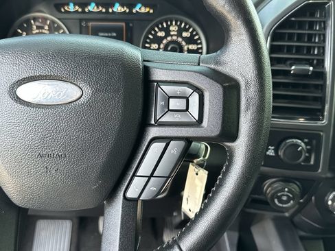 Used 2019 Ford F150 XLT w/ Equipment Group 302A Luxury AWD/4WD image 35