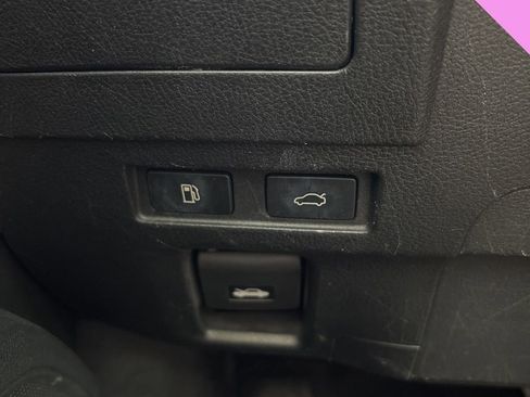 Used 2019 Lexus ES 350 w/ Premium Package image 11