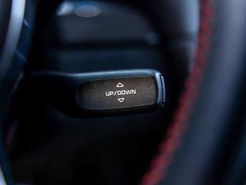 Used 2016 Porsche Cayman GT4 RWD image 36