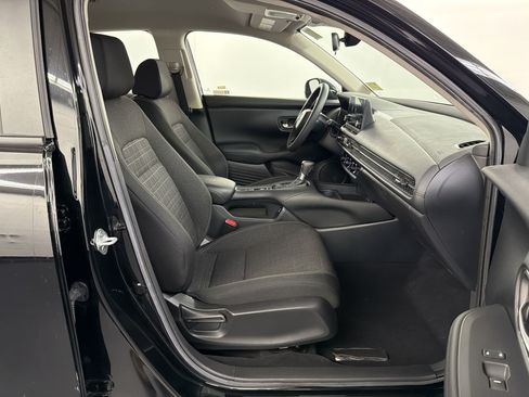 Used 2024 Honda HR-V LX image 29