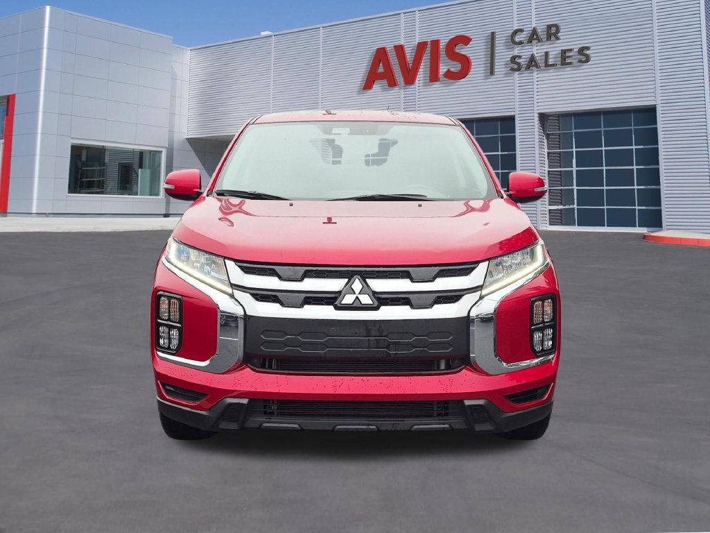 Used 2025 Mitsubishi Outlander Sport SE AWD/4WD image 2