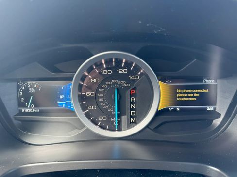 Used 2015 Ford Explorer XLT w/ Equipment Group 202A AWD/4WD image 26