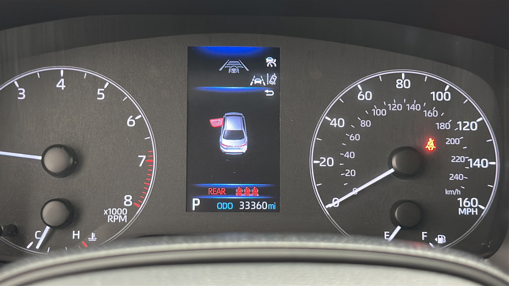 Used 2024 Toyota Corolla LE w/ LE Convenience Package FWD image 16