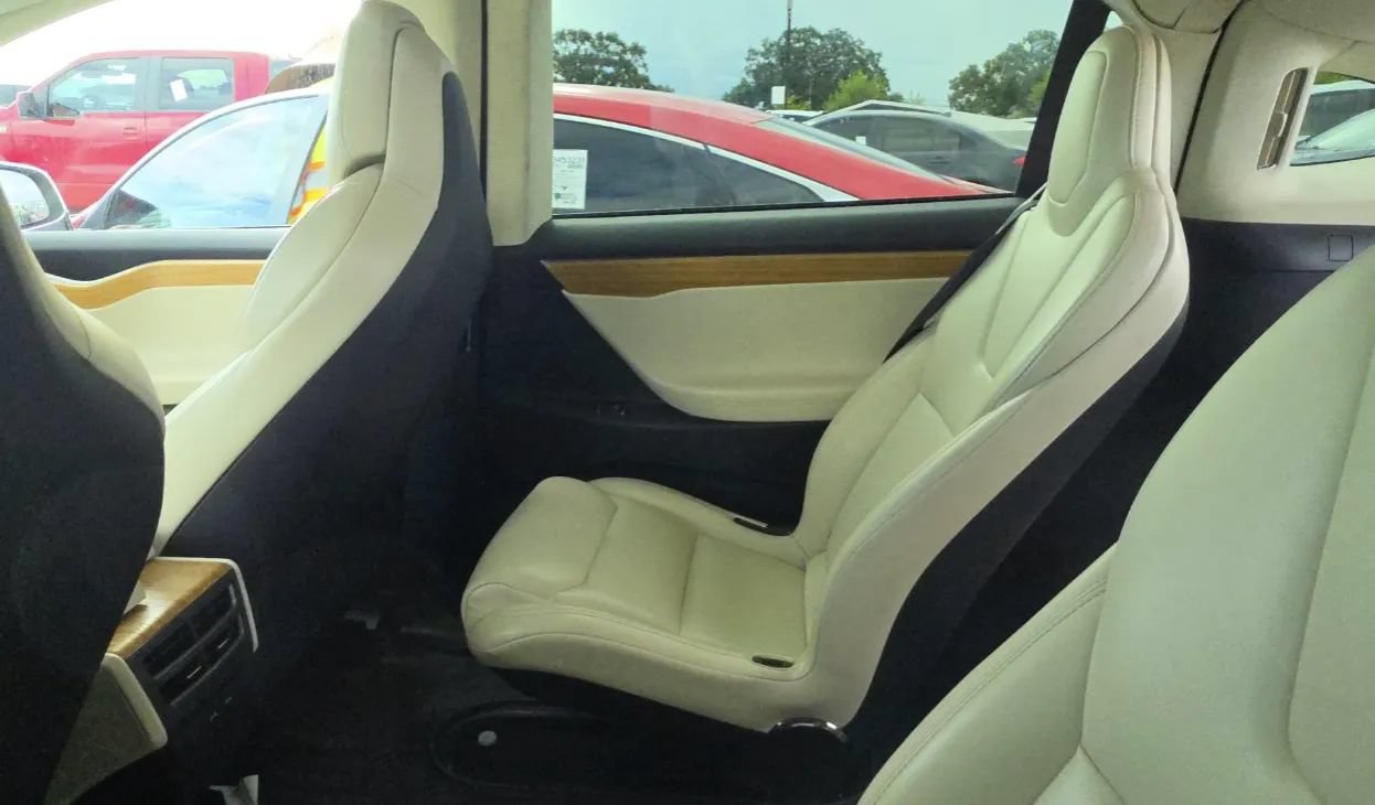 Used 2018 Tesla Model X 100D AWD/4WD image 5