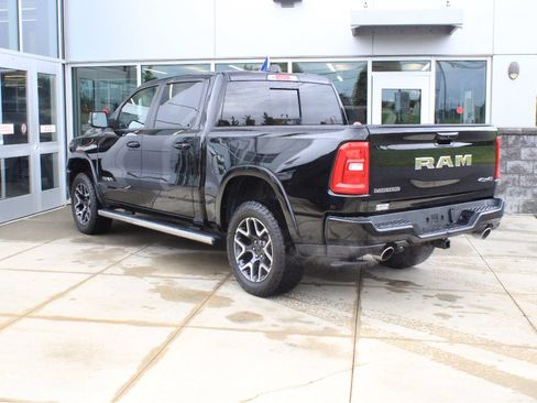 Used 2025 RAM 1500 Laramie w/ Sport Appearance Package AWD/4WD image 8
