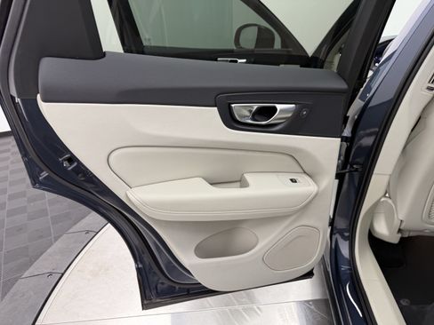Certified 2024 Volvo XC60 B5 Plus w/ Protection Package Premier AWD/4WD image 23