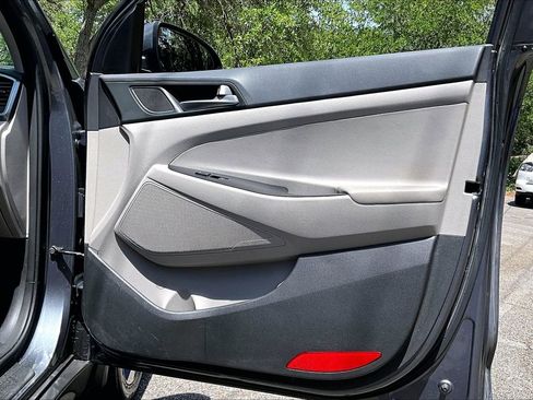 Used 2018 Hyundai Tucson Value FWD image 28