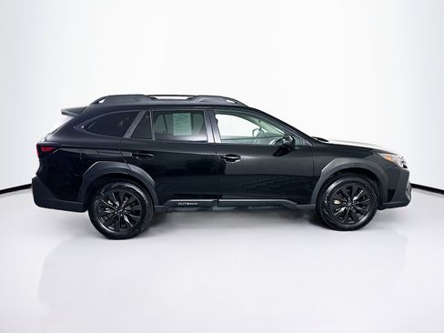 Used 2025 Subaru Outback Onyx Edition AWD/4WD image 10