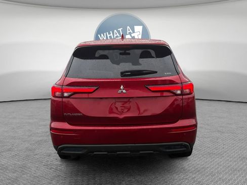 Used 2022 Mitsubishi Outlander ES AWD/4WD image 5