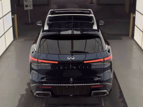 Certified 2023 INFINITI QX60 Sensory w/ Vision Package AWD/4WD image 3