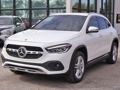 Used 2022 Mercedes-Benz GLA 250 w/ Premium Package Lite image 6