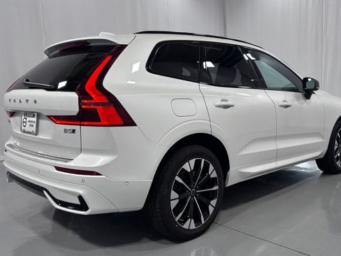 Certified 2026 Volvo XC60 B5 Plus AWD/4WD image 6