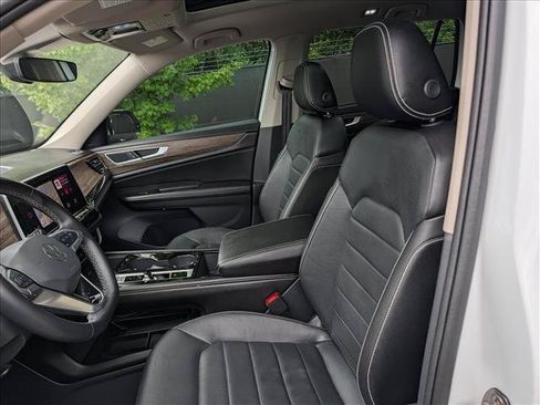 Certified 2024 Volkswagen Atlas SEL AWD/4WD image 30