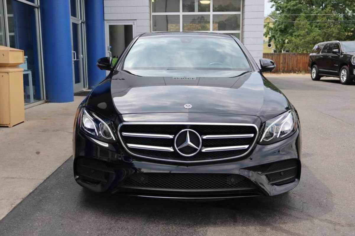 Used 2019 Mercedes-Benz E 450 4MATIC Sedan w/ Premium Package image 7
