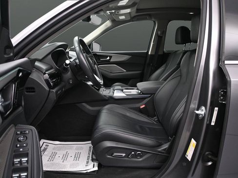 Used 2024 Acura MDX SH-AWD w/ Technology Package image 7