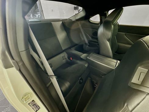 Used 2025 Toyota GR86 Premium RWD image 25