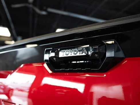 Used 2026 Toyota Tundra Platinum AWD/4WD image 6