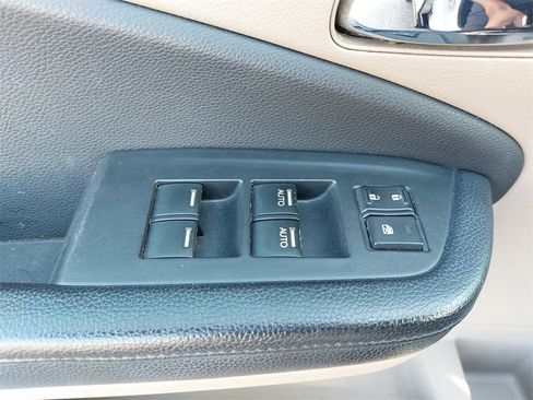 Used 2016 Honda Pilot LX image 25