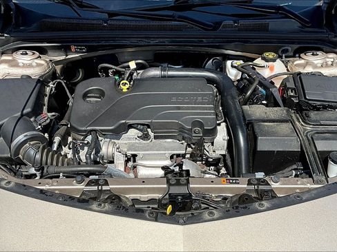 Used 2022 Chevrolet Malibu LS image 21