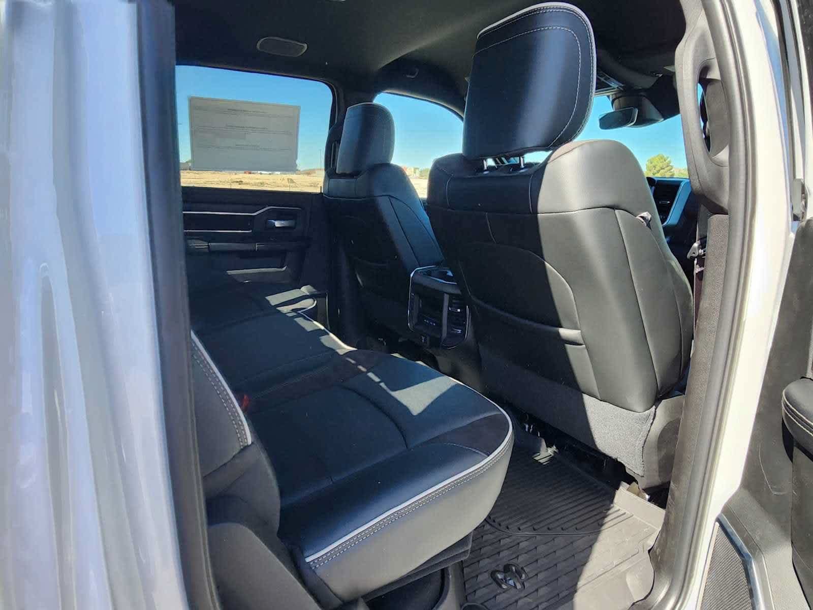New 2026 RAM 2500 Laramie w/ Sport Appearance Package AWD/4WD image 12