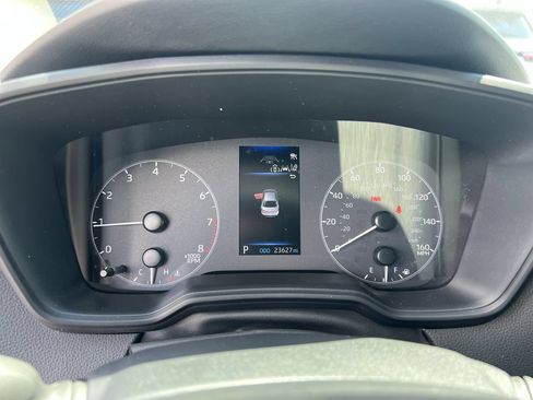 Used 2024 Toyota Corolla LE FWD image 21