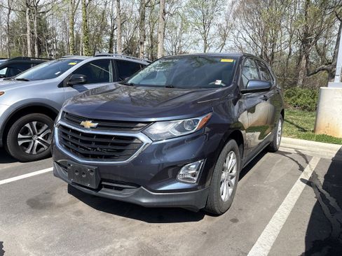 Used 2019 Chevrolet Equinox LT image 3