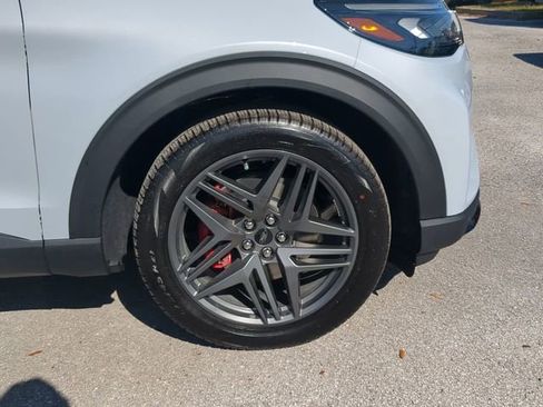 New 2026 Ford Explorer ST w/ Sun And Sound Package image 28