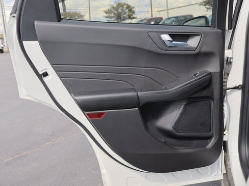 Used 2024 Ford Escape ST-Line w/ Equipment Group 301A image 25